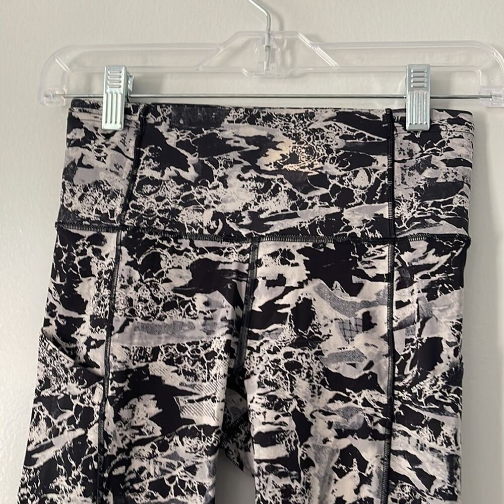Lululemon Fast and Free 7/8 Tight ll Nulux 25”Size 4 Interfaced Starligh… - Picture 3 of 10